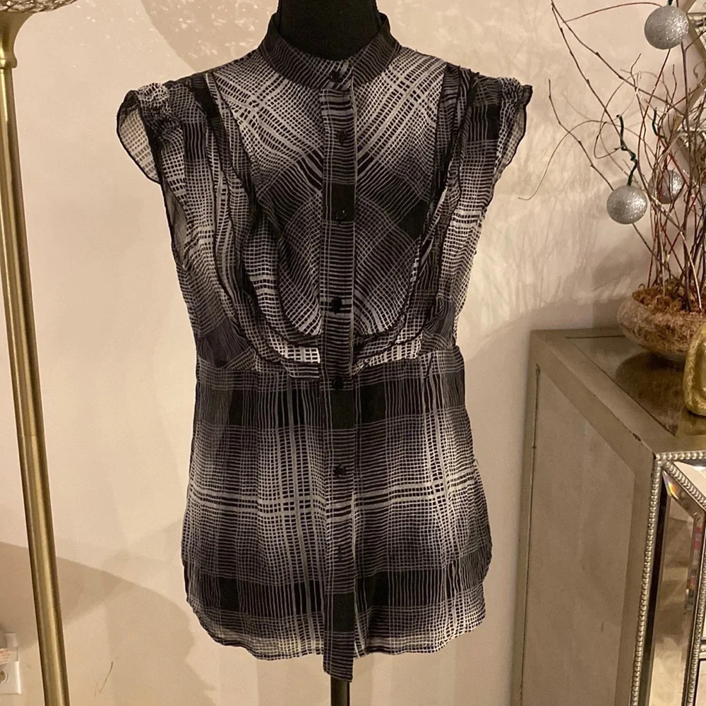 BCBGMAXAZRIA silk blouse Size M NWOT